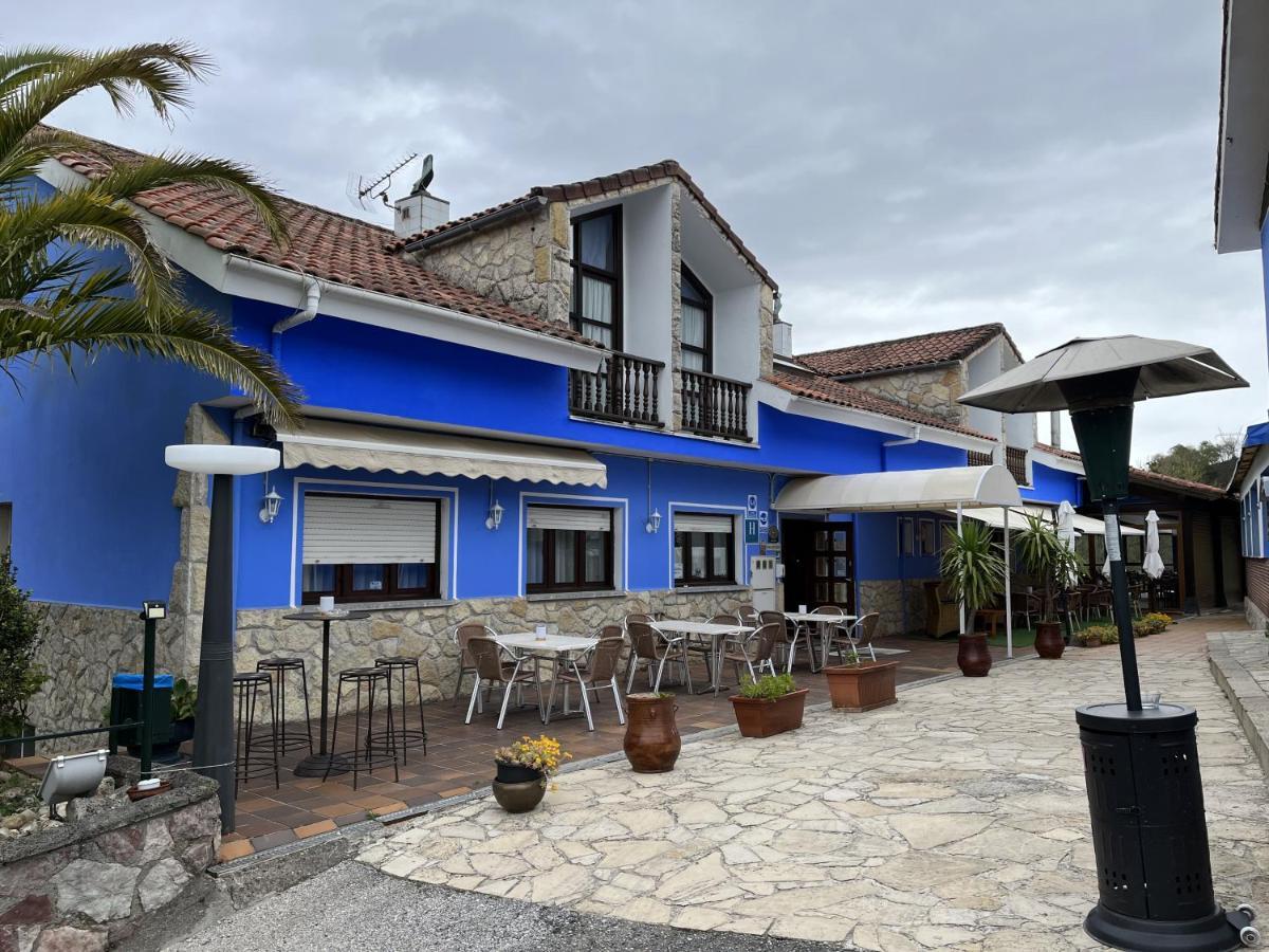 Hotel Avelina Onís Buitenkant foto