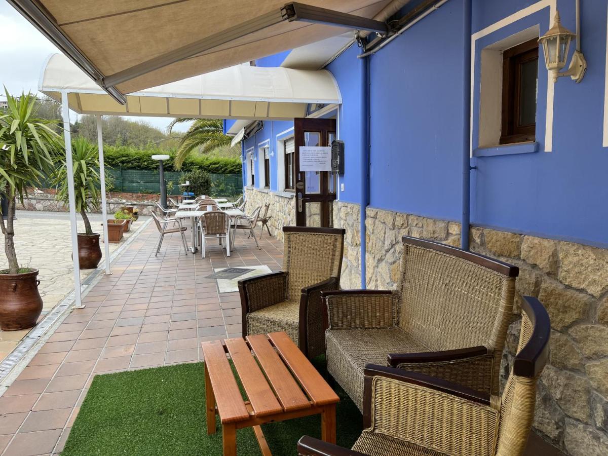Hotel Avelina Onís Buitenkant foto