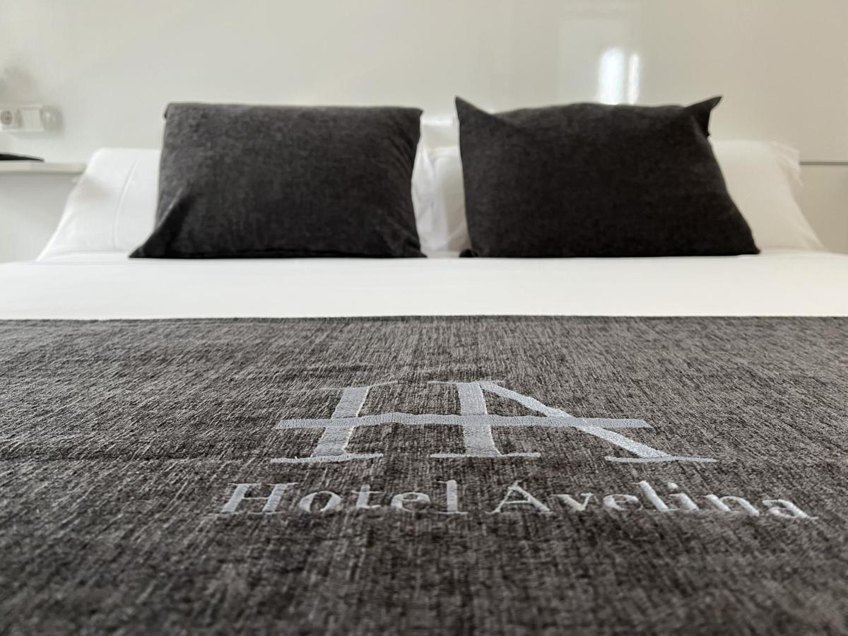 Hotel Avelina Onís Buitenkant foto