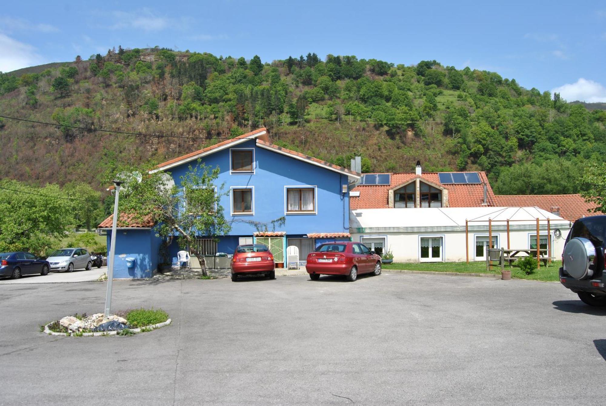Hotel Avelina Onís Buitenkant foto